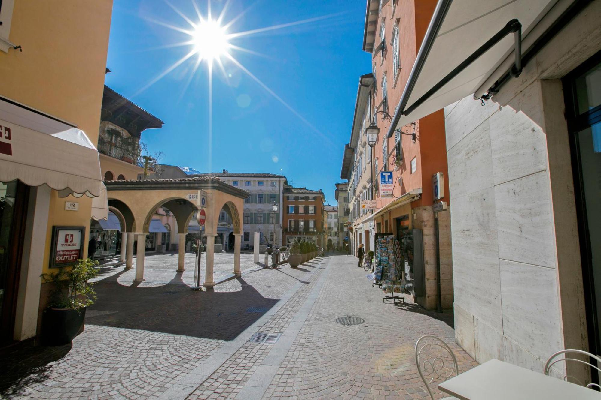 Ca'Cerere - Happy Rentals Riva del Garda Extérieur photo